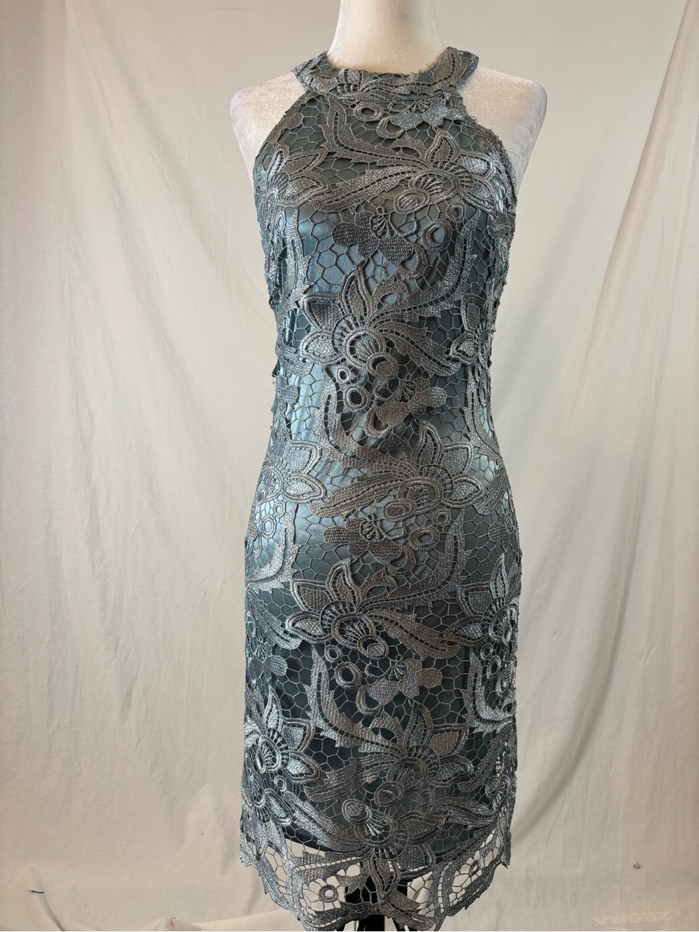 Dex XS Slate Blue Floral Lace Sheath Cocktail Dress Romantic Wedding Guest